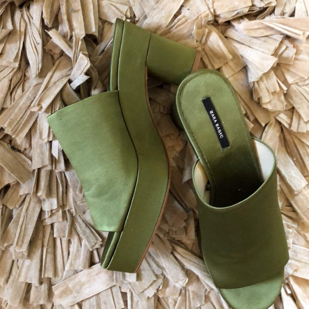 ZARA Green mule size 39